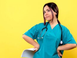 What-Are-the-Latest-Trends-in-Medical-Scrub-Fashion