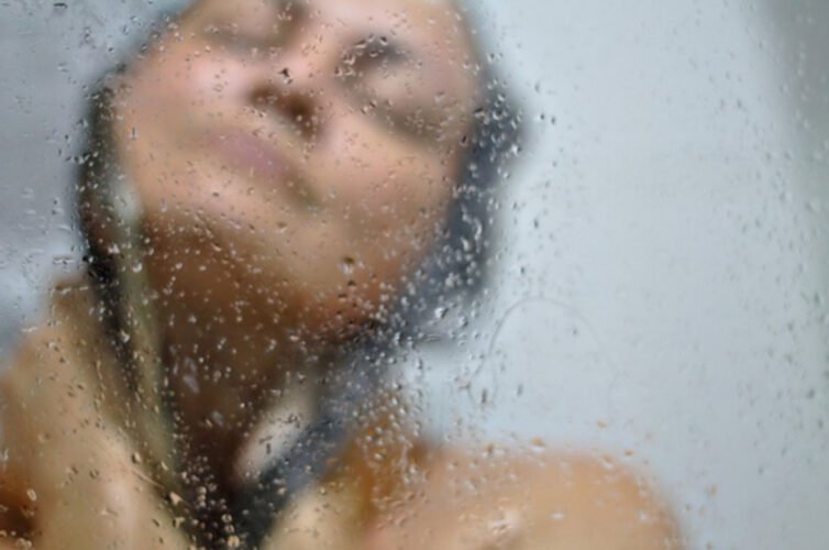 Why Should You Choose Shower Panels Over Traditional Tiles
