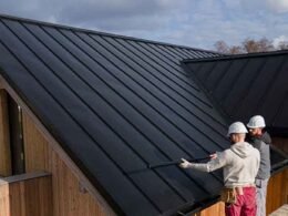 What Should Akron Residents Expect During a Metal Roof Installation?