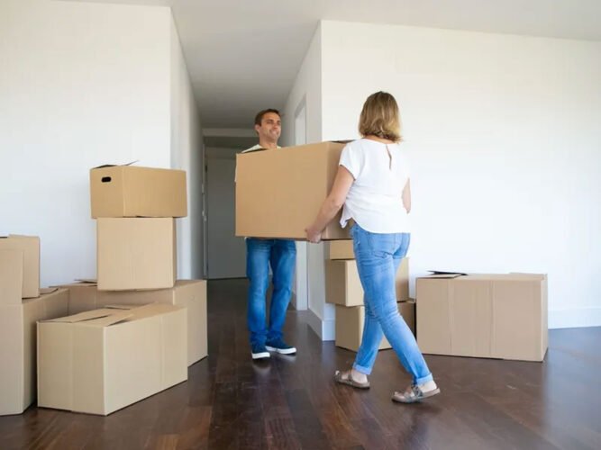 Student and Flat Moves Made Easy with Flexible Courier Services